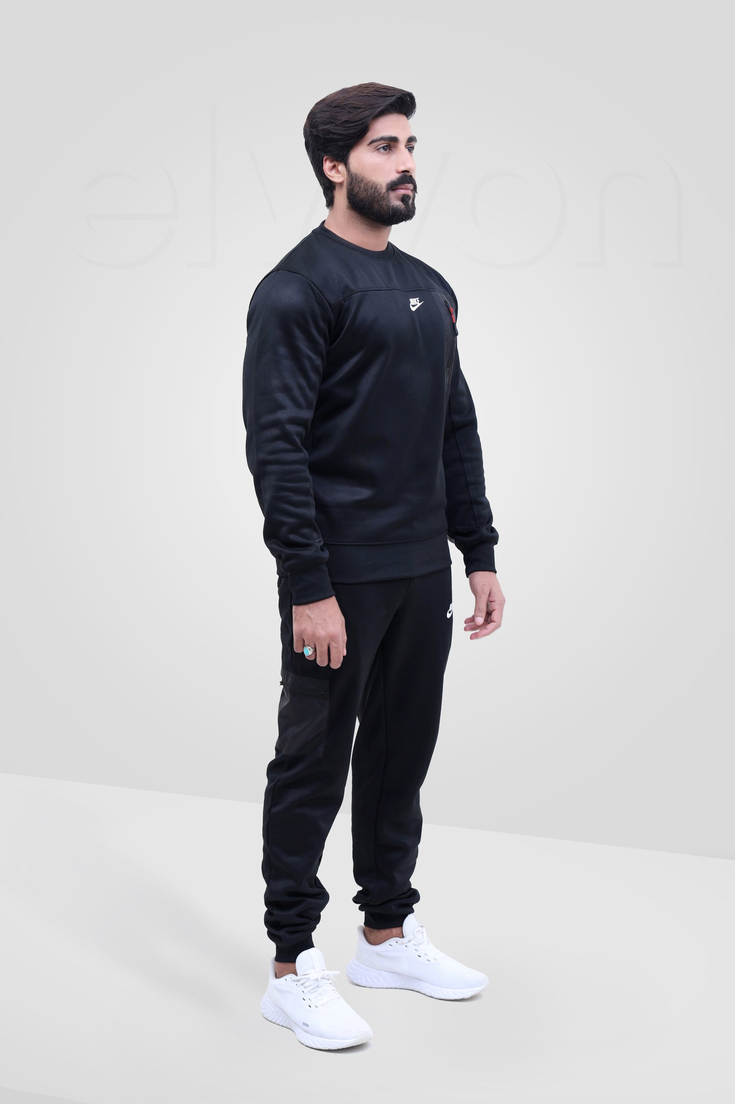 Men Round Neck Black Tracksuit With Front Pocket