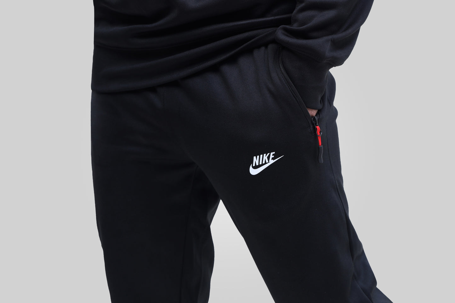 Men Round Neck Black Tracksuit With Front Pocket